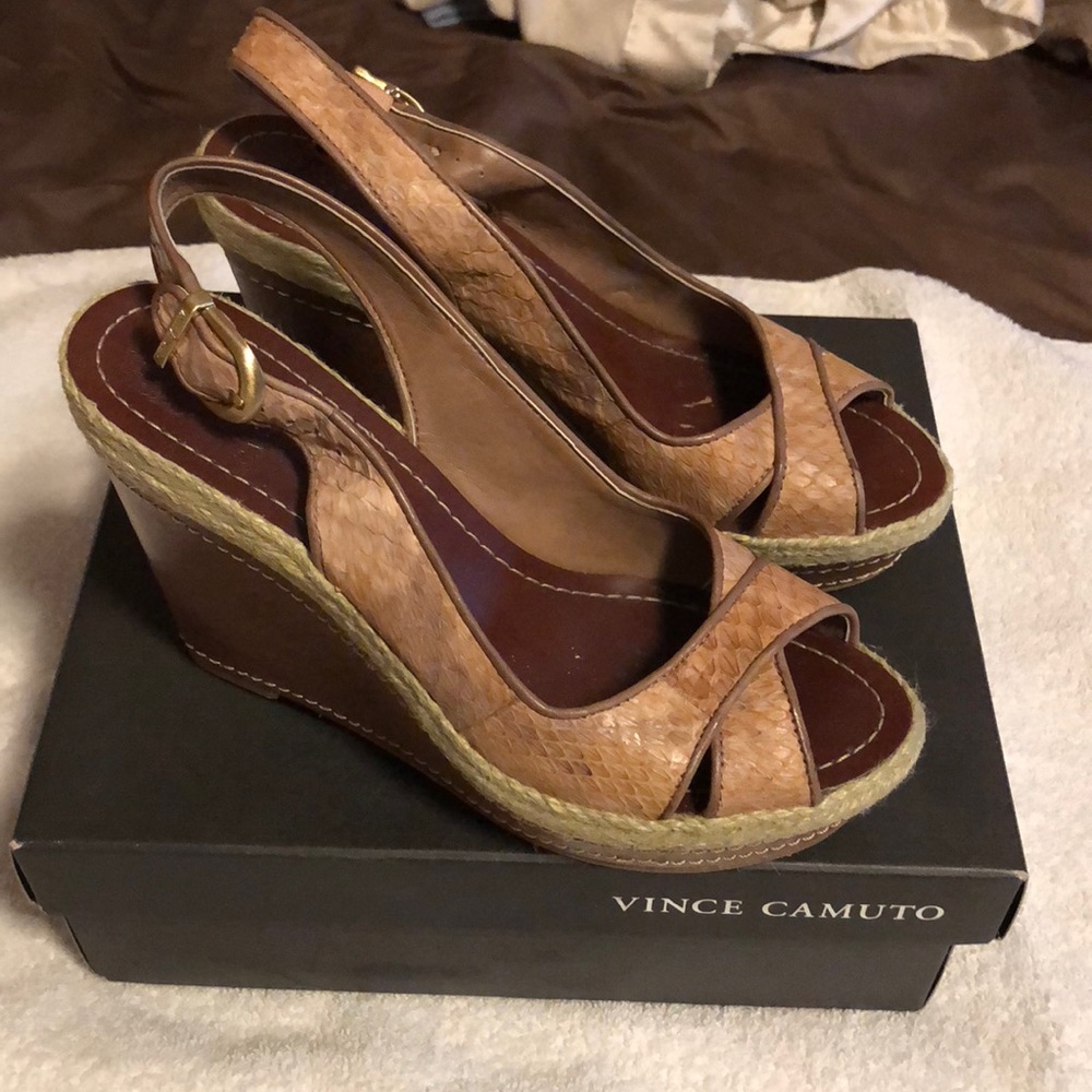 Vince Camuto Estera Wedge